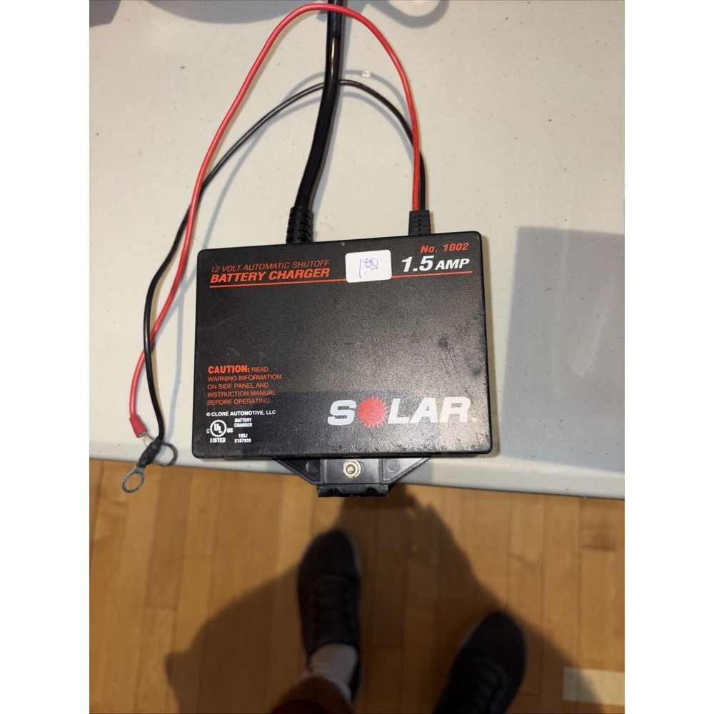 Solar 1002 Battery Charger 1.5 Amp 12 Volt Automatic Shutoff Clore Automotive